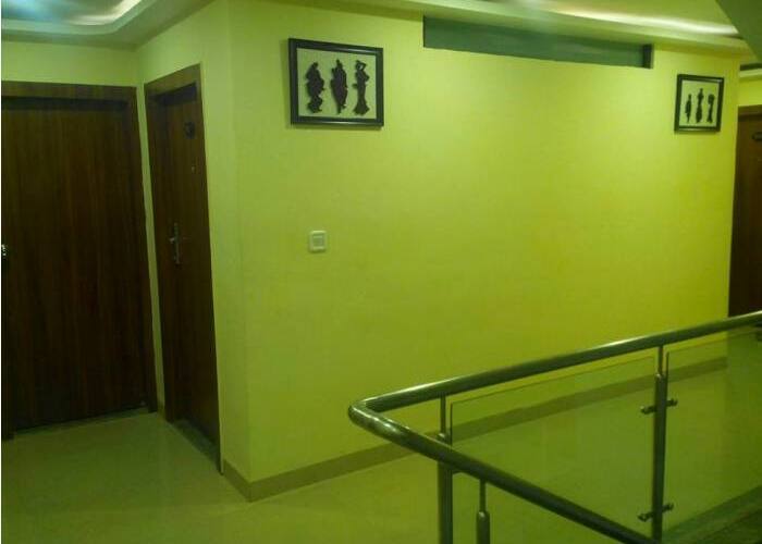 Seven Spice Hotel & Restaurant, Gandhidham 3